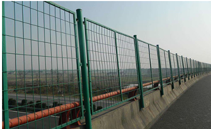 林芝地区道路护栏体育场围网 - 价格